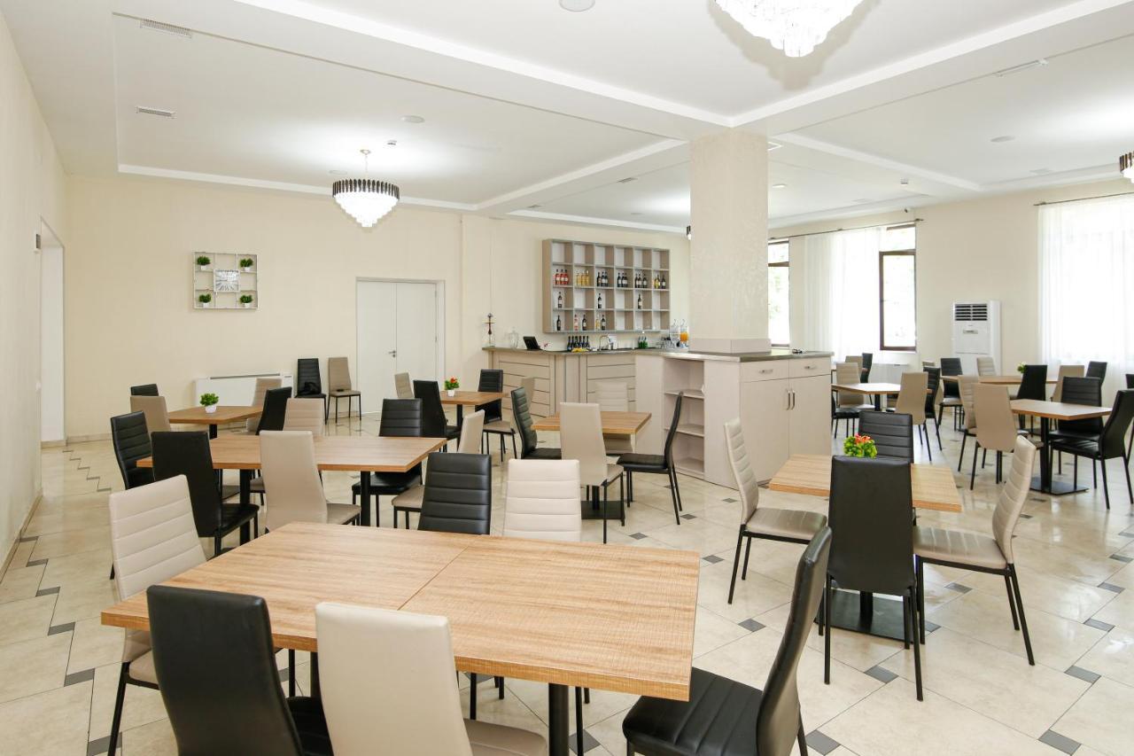 Sviana Resort Telavi Eksteriør bilde